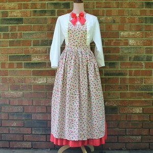 BIG CLEARANCE Pioneer or Mrs. Claus, Photo Prop, Festival or Parade 4-Piece SET